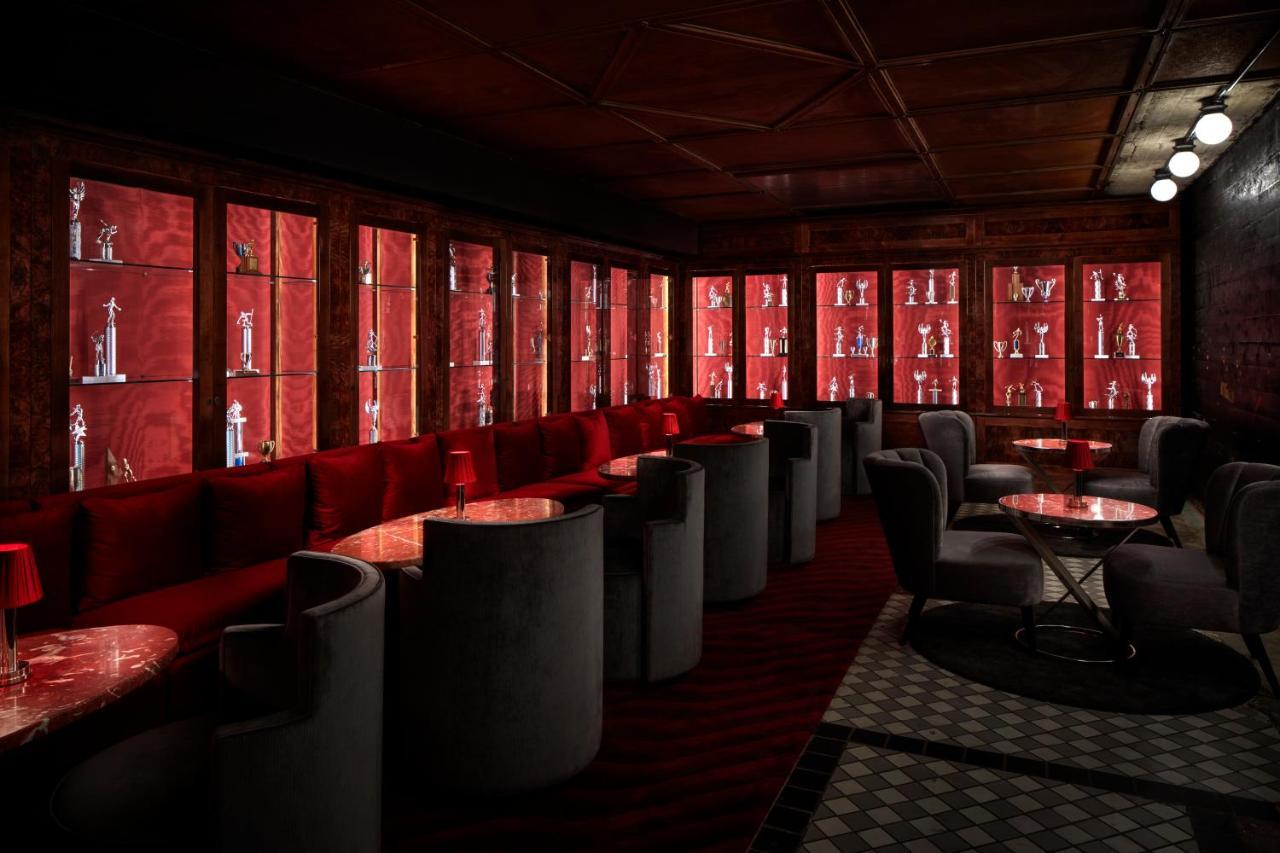 Riggs Washington Dc Hotel Ngoại thất bức ảnh The interior of the nightclub
