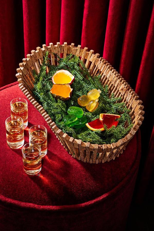 Riggs Washington Dc Hotel Ngoại thất bức ảnh A selection of liqueurs
